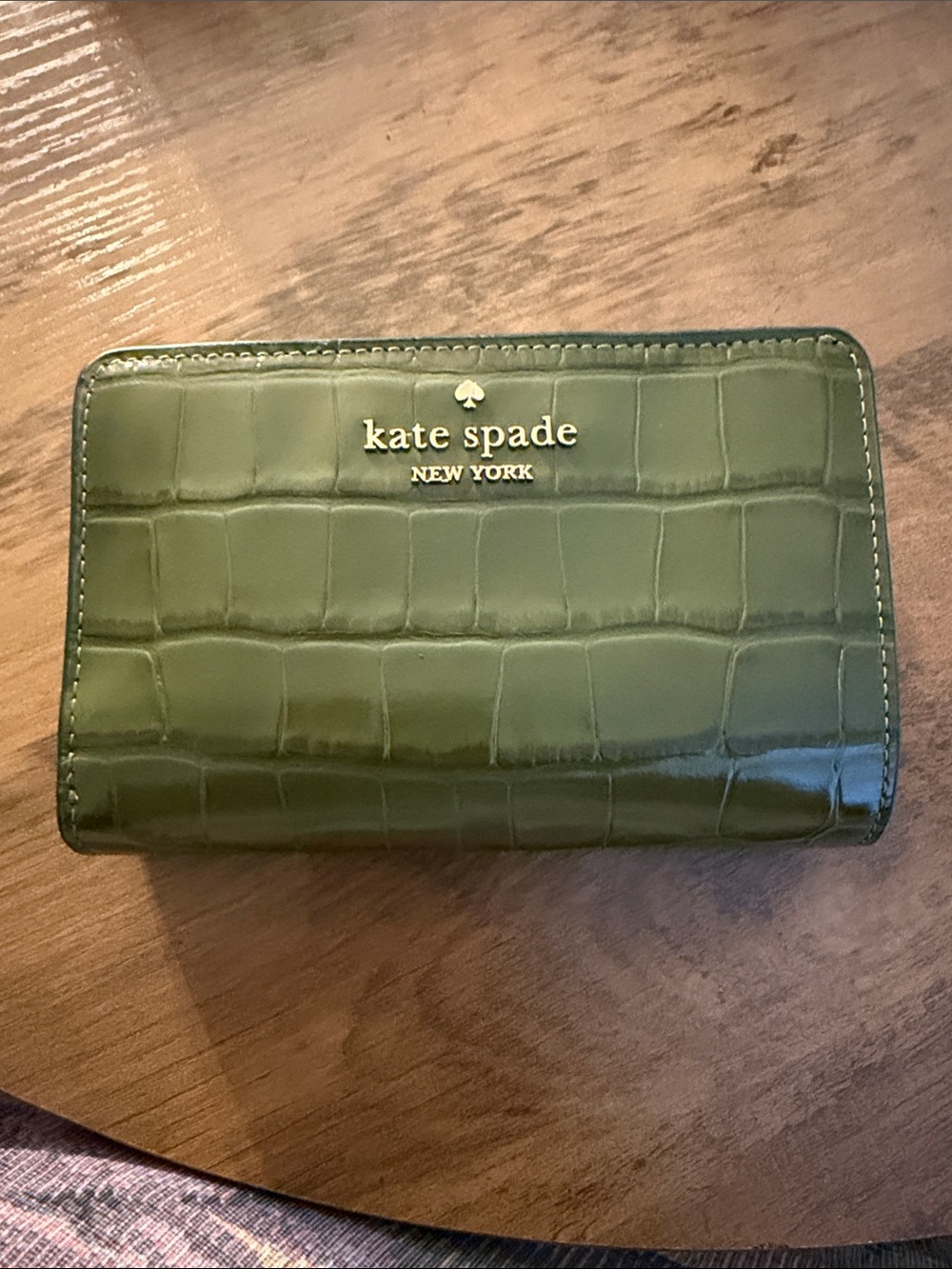 NWOT Kate Spade Croc Embossed Medium Bifold Wallet - Picture 2 of 6